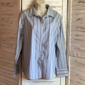 Banana Republic Classic Button Down Stripe Shirt